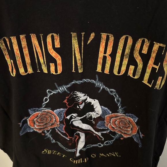 Guns N’ roses Graphic Tee - Picture 5 of 5